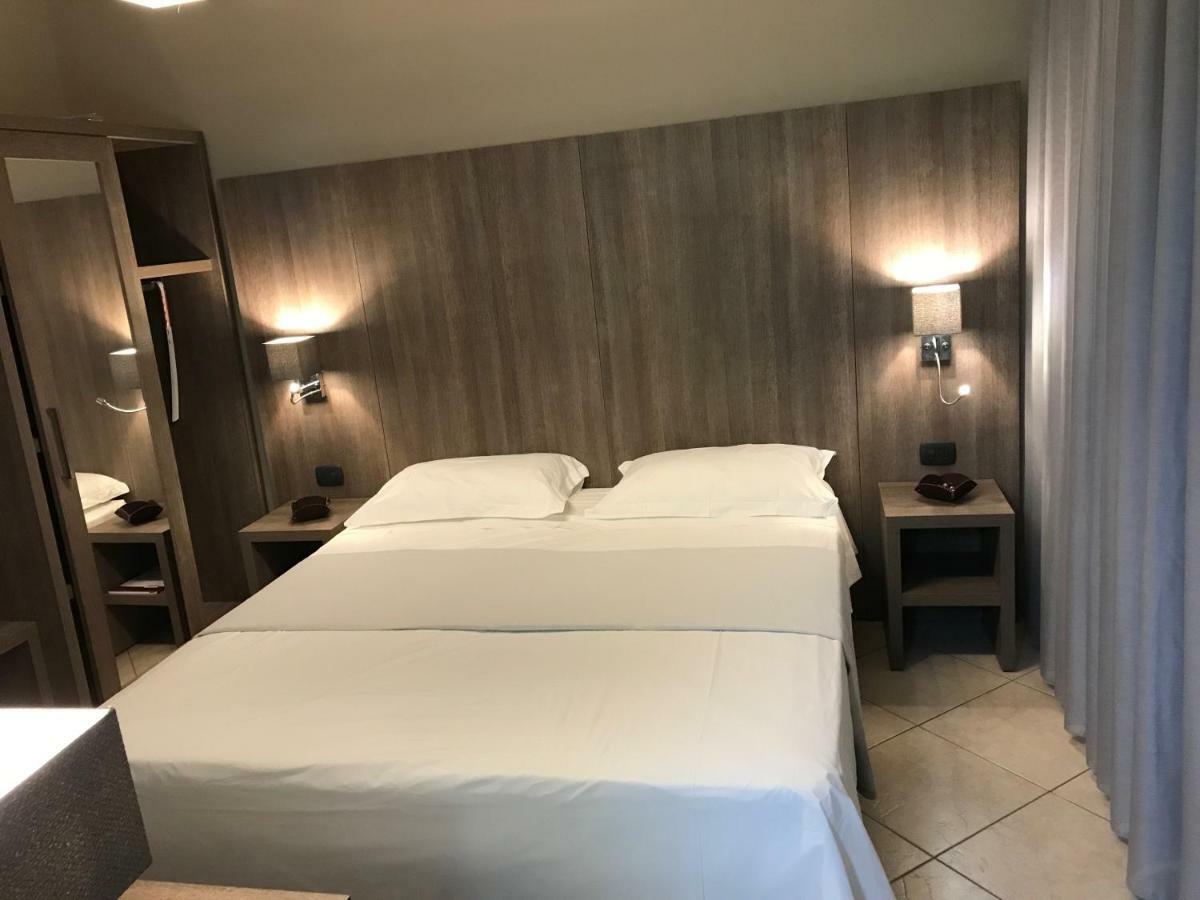 Napoli Com'Era Bed & Breakfast ภายนอก รูปภาพ